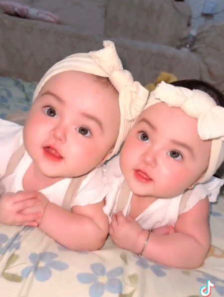 Beautiful People image