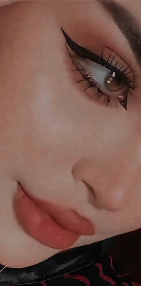 Beautiful People image