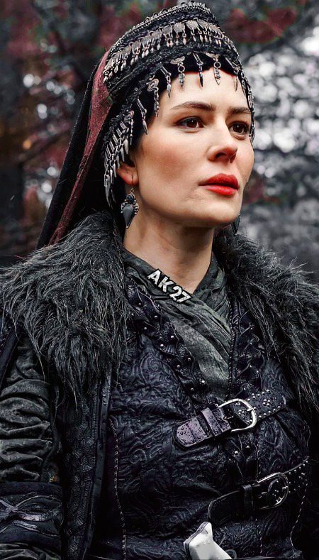 Turkish Celebs image