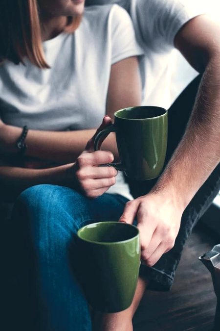 تیرے ھاتھ کی ٫ چائے تو پی تھی
دِل کا رَنج تو ٫ دِل میں رَھا تھا