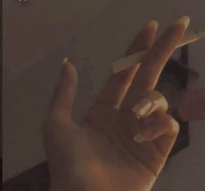 اے روح کو مطلوب شخص 
میں تجھے کیسے بتاؤں 
مجھے تیری ضرورت ہے 
اور بے تحاشا ہے