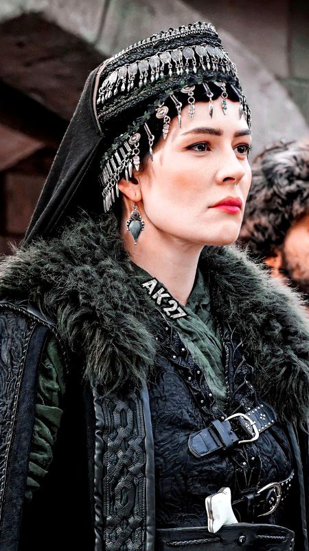 Turkish Celebs image