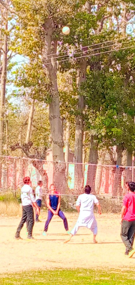 today my collage wali ball parckts match moment .
