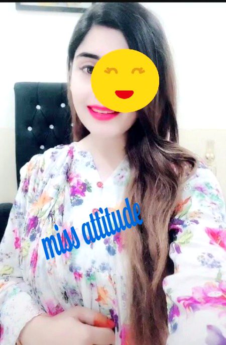 تیرے غرور کو دیکھ کر تیری تمنا چھوڑ دی ہم نے💔
زرا ہم بھی تو دیکھیں کون چاہتا ہے تجھے ہم سے زیادہ🔥
Khushi💔✌