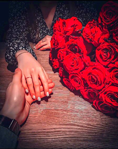 دو محبت کرنے والوں میں سے ایک اگر آنسؤں سے منہ دھونے لگ جائے نا تو دوسرے... ♡❣▼
کو... ( ･_･)♡ محبت سے ہاتھ دھونے پڑتے ہیں ❣♡
