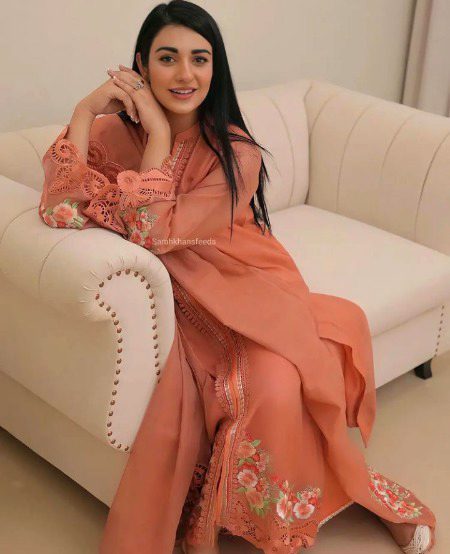 Pakistani Celebs image