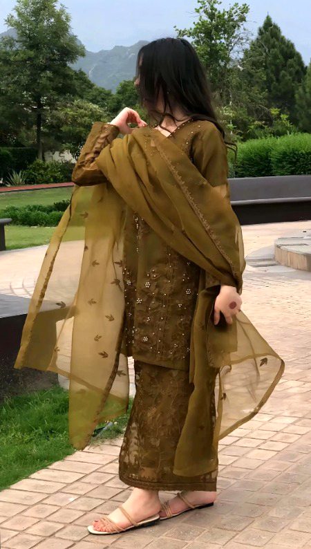 Beautiful People image