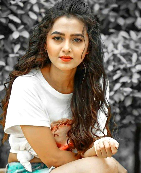 Beautiful People image