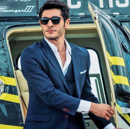 Turkish Celebs image
