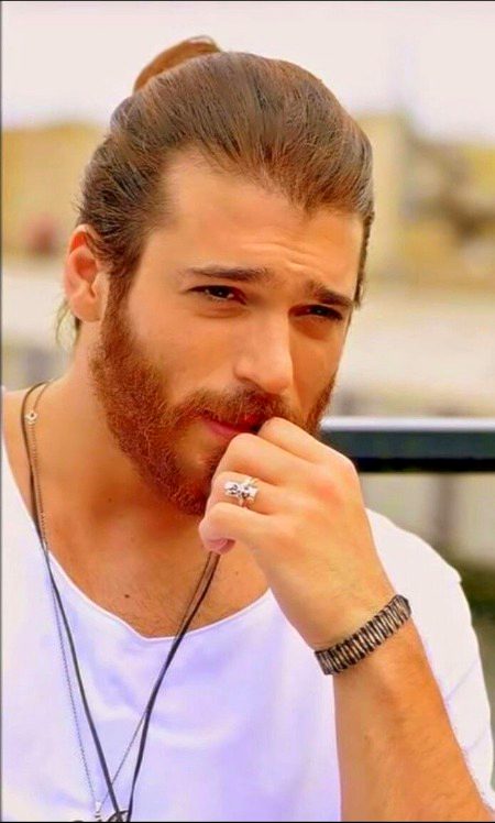 Turkish Celebs image