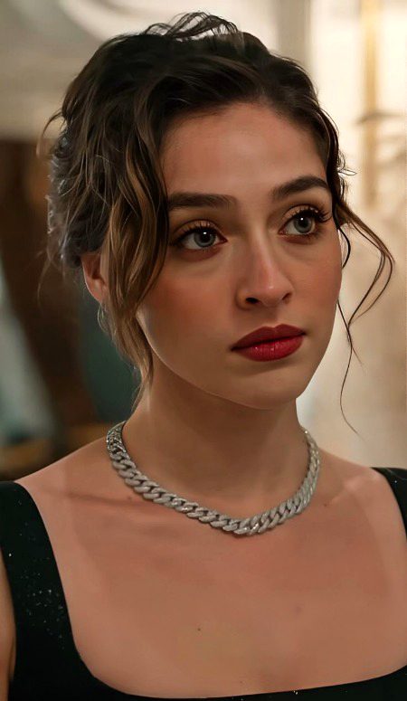 Turkish Celebs image