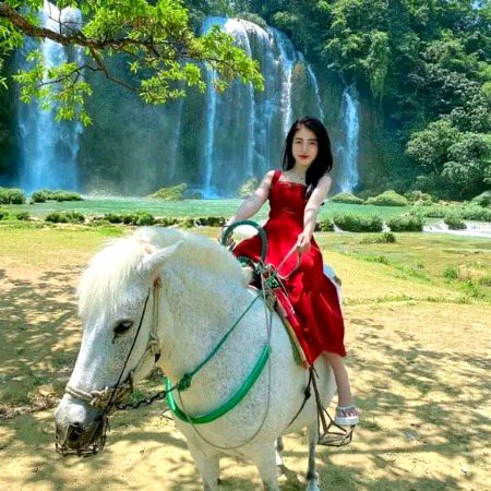 Beautiful People image