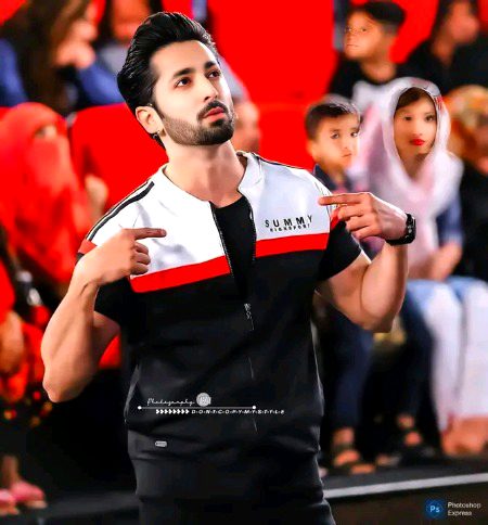 Pakistani Celebs image