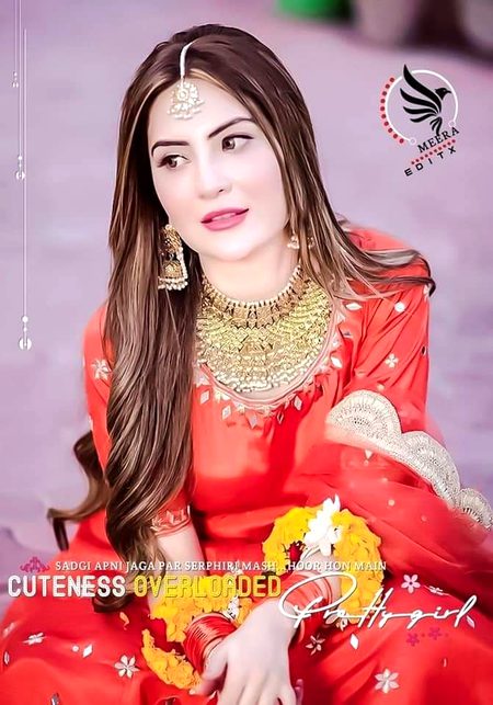 ❣️
حقیقت  سے بہت  دور تھیں  خواہش میری" پھر بھی خواہش" 
تھی کہ اک خواب حقیقت ہوتا_" 🖤