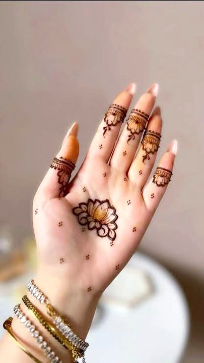 Mehndi Design image