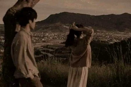 ساری دُنیا آپ کے سامنے محبّت کی دعویدار کھڑی ہو مگر آپ کا دل پگھلتا من پسند شخص کی موجودگی سے ہے، چاہے وہ رُخ پھیر کے کھڑا ہو یا دِل توڑ کے