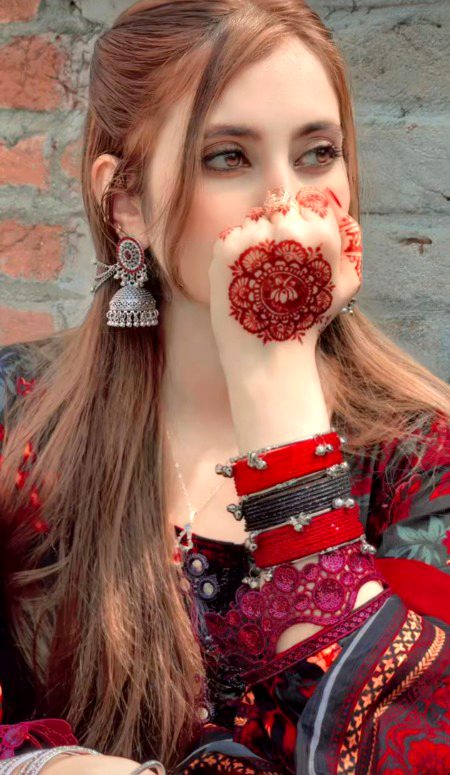 Beautiful People image