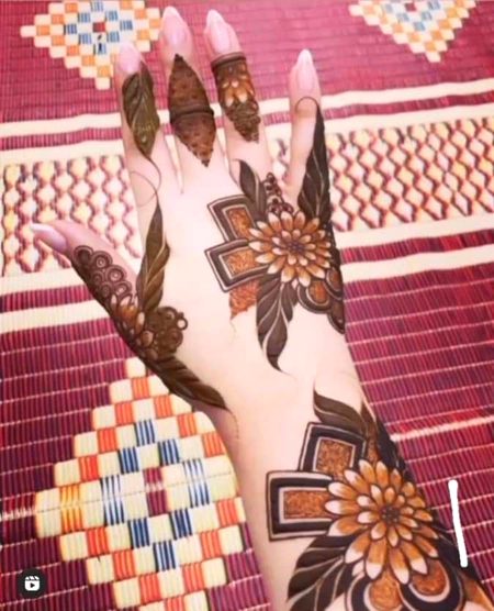 Mehndi Design image