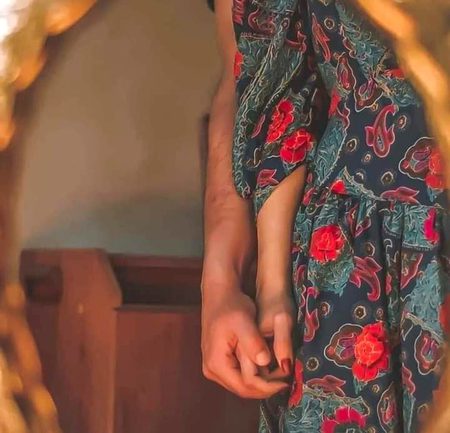 آ جاؤ کہ ترسی ہیں تمہیں  دیکھنے کو میری آنکھیں.
 یہ التجائے دل ہے.تقاضا تو نہیں ہے🔥 Mahii 💔