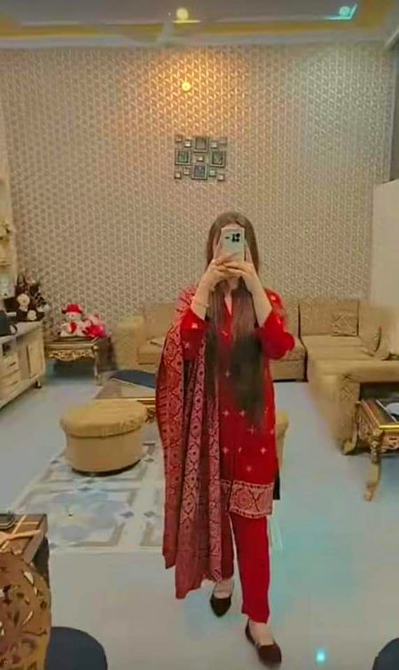 خود کو کسی کا عادی نہ بنائیں 💯
ورنہ آپ کی خوشیاں اسکی فرصتوں کی محتاج ہو کر رہ جائیں گئ✨