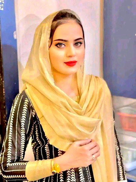 Beautiful People image