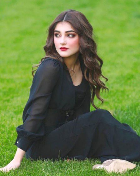 Beautiful People image