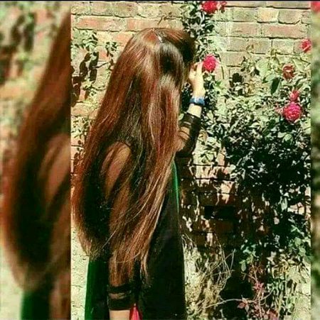 زندگی میں ہر کھیل کھیلنا 
پر کسی کی زندگی سے مت کھیلنا
بہت درد ہوتا ہے یار
For you "A"