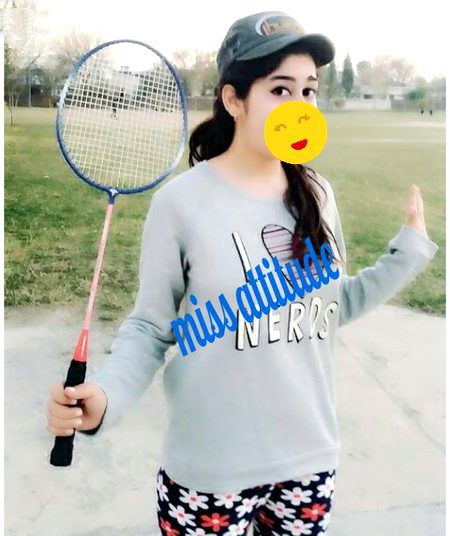 فقط تم نے سنا ہوگا
مگر ہم پہ بیتی ہے محبت خون پیتی ہے۔
🖤
Khushi💔👉today's sport day pic 👍