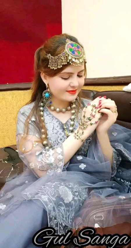 Beautiful People image