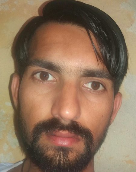 Shareekan  Vich  na Shamil  kar  
Tery   baahu  Laagdy  haan Dhola