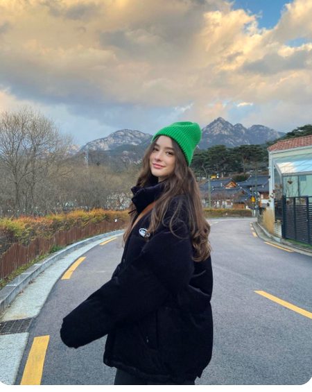 Beautiful People image