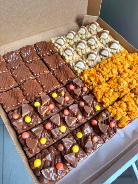 J sab follower ky lye