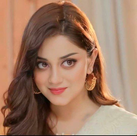 Pakistani Celebs image