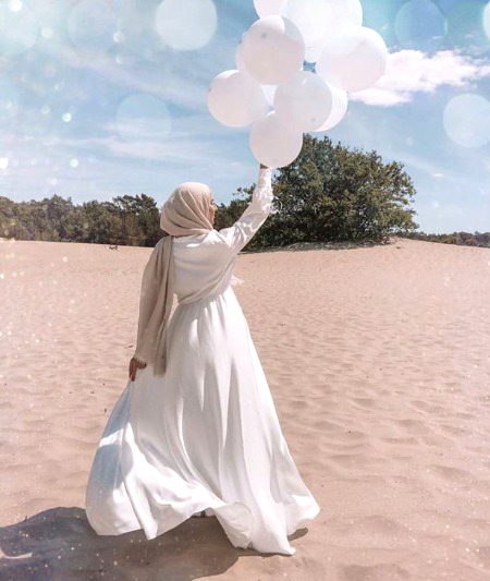 Beautiful People image