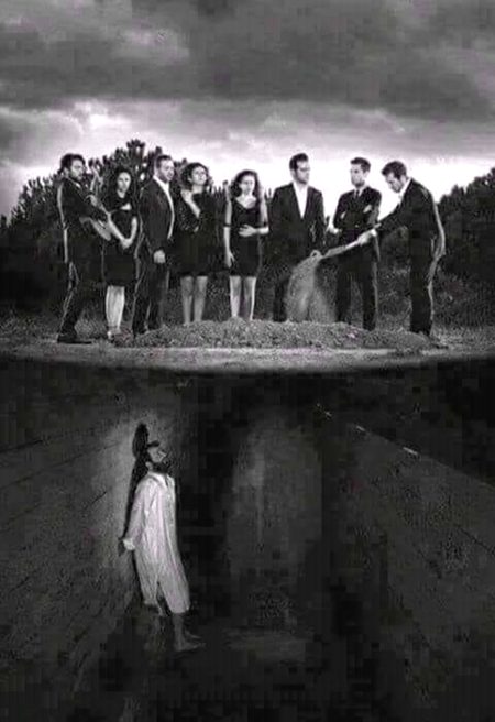 ﻣﺮ ﭼﮑﺎ ﮨﮯ ﺩﻝ ﻣﮕﺮ ﺯﻧﺪﮦ ﮨﻮﮞ ﻣﯿﮟ ۔۔
ﺯﮨﺮ ﺟﯿﺴﯽ ﮐﭽﮫ ﺩﻭﺍﺋﯿﮟ ﭼﺎﮨﺌﯿﮟ ۔۔
ﭘﻮﭼﮭﺘﮯ ﮨﯿﮟ ﺁﭖ ﮐﮧ ﺁﭖ ﺍﭼﮭﮯ ﺗﻮ ﮨﯿﮟ۔۔
ﺟﯽ ﻣﯿﮟ ﺍﭼﮭﺎ ﮨﻮﮞ ﺑﺲ ﺩﻋﺎﺋﯿﮟ ﭼﺎﮨﺌﯿﮟ