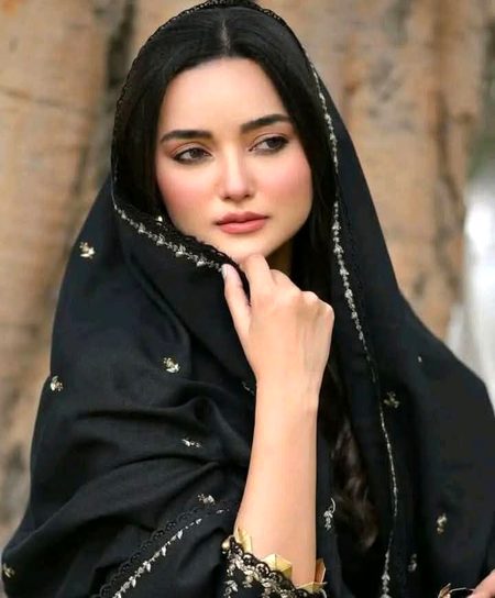 اس نے پوچھا بھی تھا پر، میں نے کہا،،کچھ بھی نہیں..
دل سے اترے ہوئے لوگو سے شکایت کیسی💔Unzii🥀