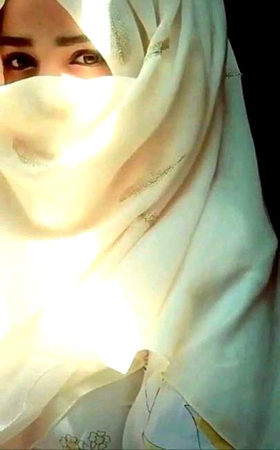 جنہیں مقدر لکھنے والے رب پر یقین ہوتا ہے 🥀
بے شک ان کا نصیب بھی حسین ہوتا ہے 🔐❤