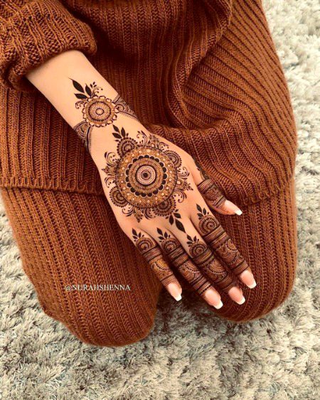 Mehndi Design image