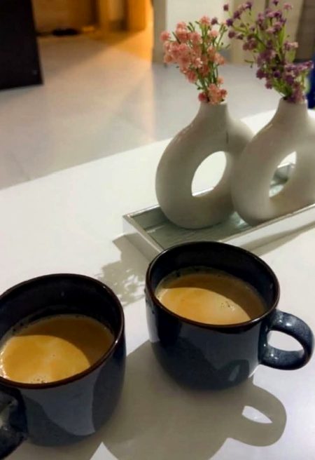 ضــروری نہیــں تمہــارے ســاتھ ہـی چـائــے پی جـائــے...
تمہیــں فــرض بھـی تــو کیــا جــا سـکتــا ہــے ...
.🥰☕