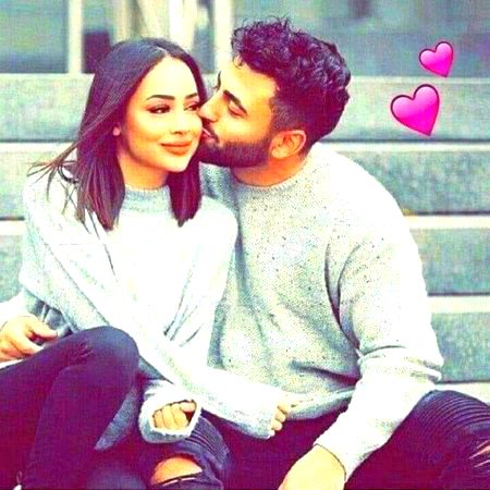 یہ ادا یہ شوخیاں رخسار ولب کی سرخیاں آئینہ شرما گیا تیرے سنور جانے کے بعد