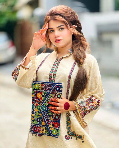 Beautiful People image