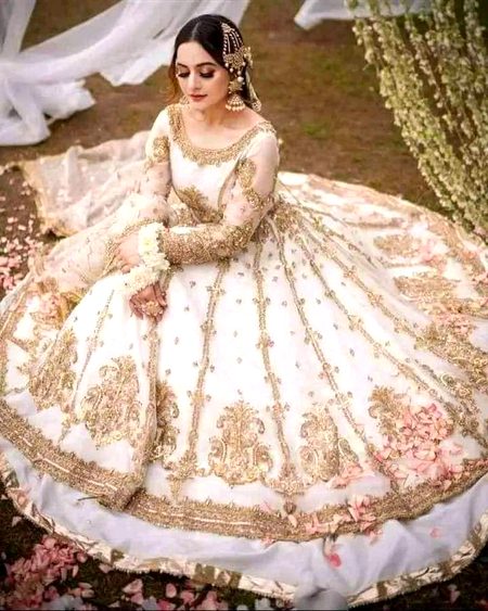 Beautiful People image