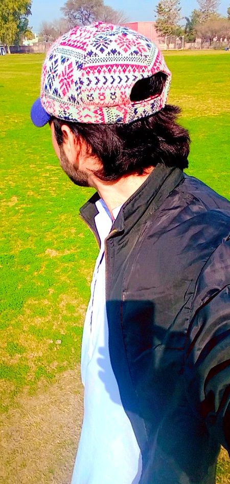 اتوار اور🙂 اعتبار*
*بڑی مشکل سے آتا ہے✨
اور بڑی جلدی ختم ہو جاتا ہے*🥲
collage