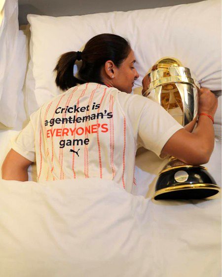 Captain Harmanpreet Kaur with the World Cup Trophy.