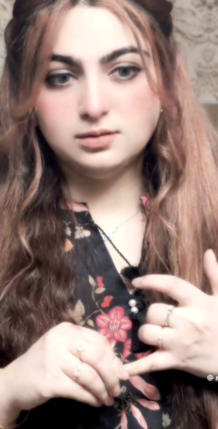 Beautiful People image