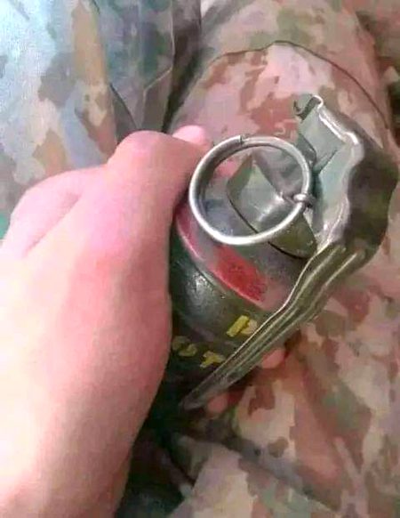 وقت سے پہلے میں #حادثوں سے لڑا ہوں_
_میں اپنی عمر سے کئ #سال بڑا ہوں...🍁