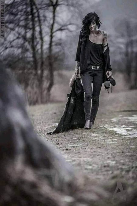حوس. کے .مارے. کتوں. نے🤬
محبت. بدنام. کر. رکھی. ہے😢