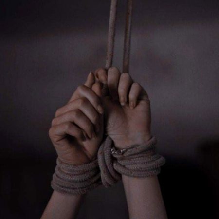 یہ دور خودکشی کا ہے جناب!!
خود کی خوشی کا نہیں.