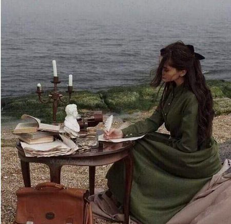 وہ اتنے خوبصورت ہے کہ کبھی سوچتا ہوں کہ اس کی تعریف کروں مگر میں یہ جانتا ہوں کہ کسی ایک پہلو پر بات کرنے کے لیے کوہ طور کی سیاہی اور بحیرہ روم کا پانی چاہئے