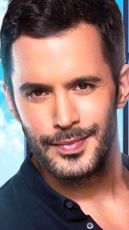 Turkish Celebs image